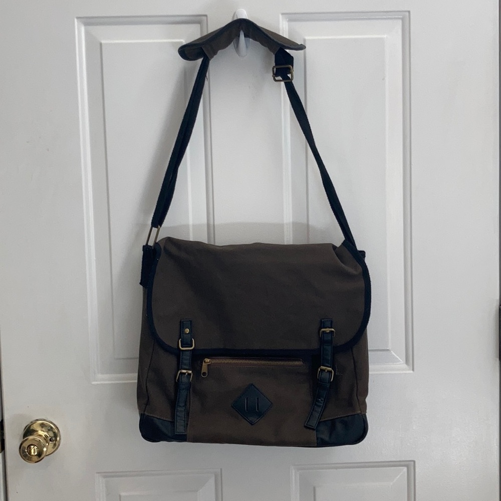 Merona bag.